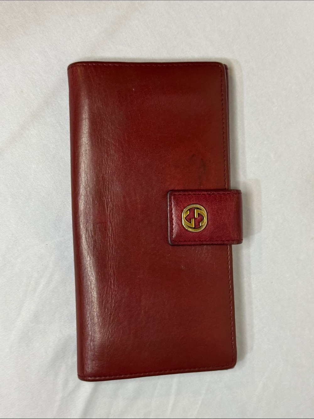 Authentic Gucci Burgundy Leather Continental Card Wallet with Gold Logo Snap
